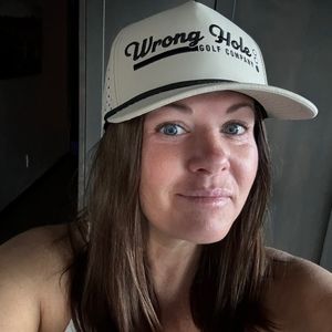 Meet your Posher, Casey